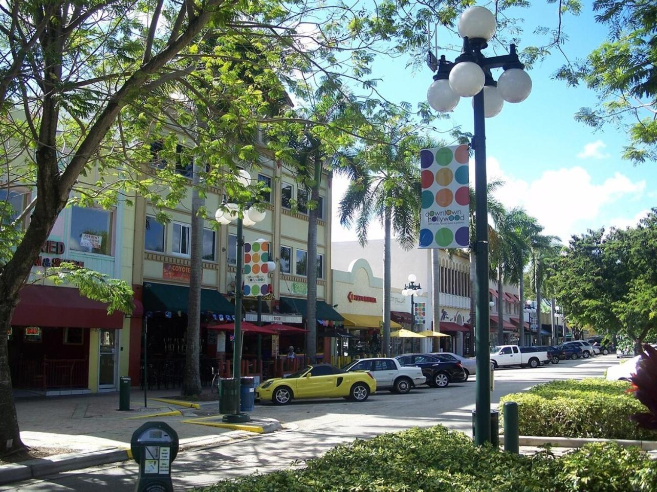 Appartamento Hollywood Vacation Mins To Beach & Hard Rock #193 Esterno foto